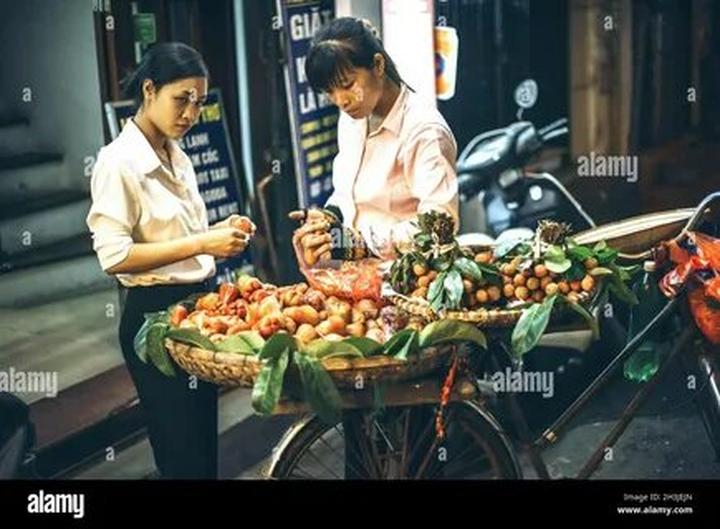 Hotspot Matrix: Biến 4 kiểu áo không thể thiếu thành cơ hội marketing đột phá